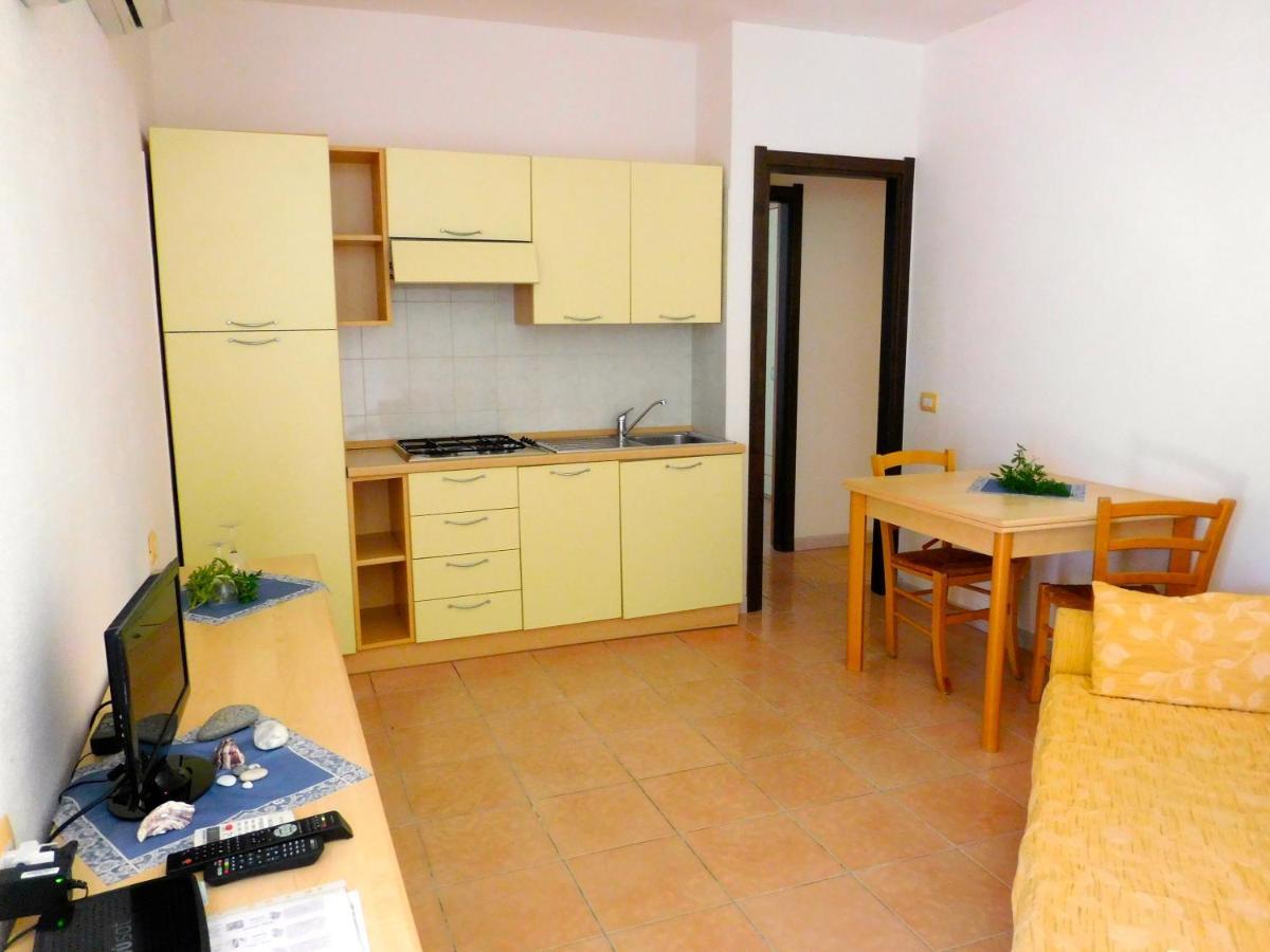 Residence La Pineta บูโดนี ภายนอก รูปภาพ
