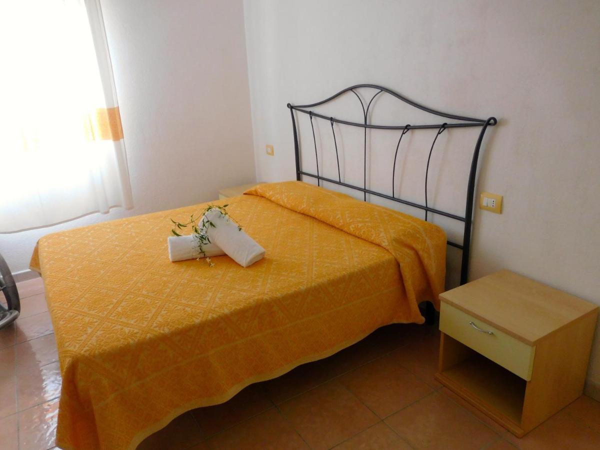 Residence La Pineta บูโดนี ภายนอก รูปภาพ