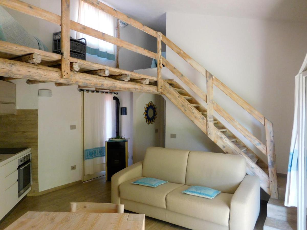 Residence La Pineta บูโดนี ภายนอก รูปภาพ